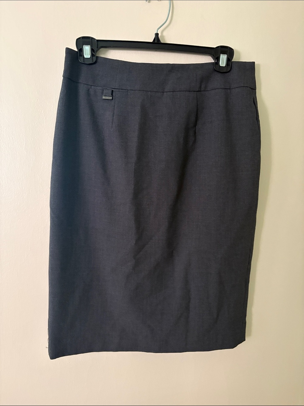 Calvin Klein Women's Pencil Skirt in Dark Gray